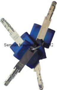 Clef de serrure Bricard Chifral 3 ou 5 points verticale à fouillot main droite